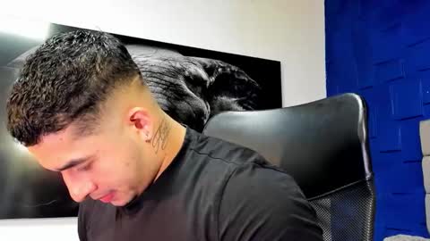 Snapshot of king_falconer chatting on 12.02.25 Angel Falconer online show from 12.02.25