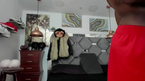 HOT MEN BLACK online show from 11.18.25