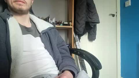 Snapshot of kingcharlez_04 chatting on 02.19.25 kingcharlez_04 online show from 02.19.25