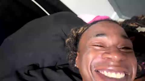 Snapshot of kingecstasyxxx chatting on 12.02.25 KingEcstasyXXX online show from 12.02.25