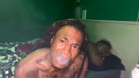 Snapshot of kingecstasyxxx chatting on 12.18.25 KingEcstasyXXX online show from 12.18.25