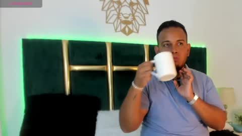 Snapshot of kingg_jay chatting on 05.13.26 kingg_jay online show from 05.13.26