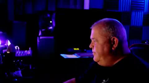 King James VIII online show from 10.16.25