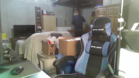 Master  King Tommy online show from 02.25.25