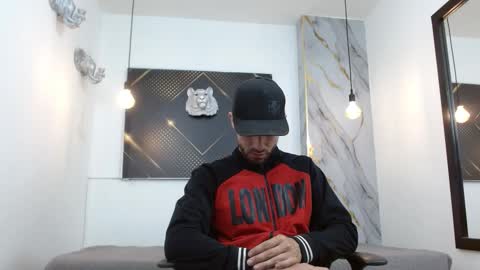 KING  online show from 03.22.26