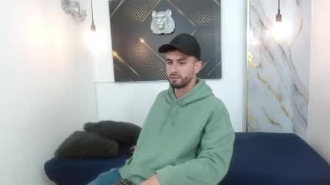 KING  online show from 04.19.26