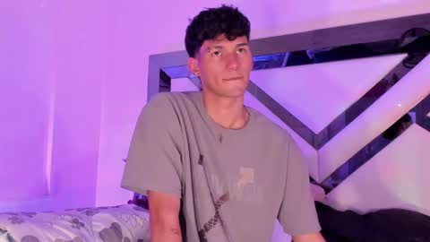  A L E X  online show from 01.31.25