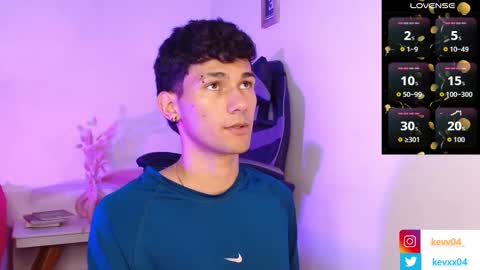  A L E X  online show from 11.06.25