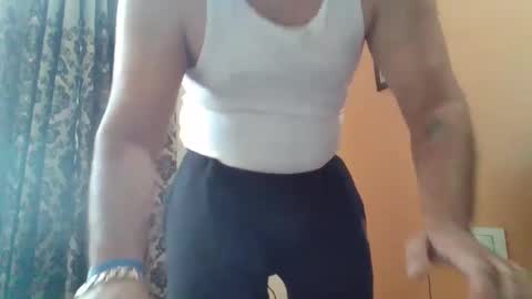 Snapshot of kingsizelife1 chatting on 02.11.25 Kingsizelife1 online show from 02.11.25