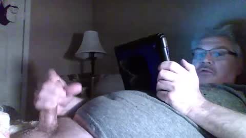 kingtongue10 online show from 12.12.24