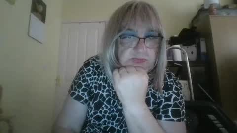 Snapshot of kingwillywoo chatting on 07.01.26 Cynthia Pvc lips online show from 07.01.26