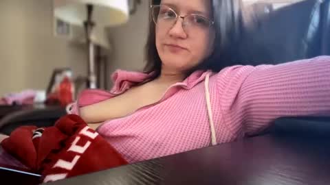 Snapshot of kinkbitch25 chatting on 01.23.25 Kinkbitch online show from 01.23.25