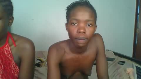 kinky_aria online show from 10.24.25