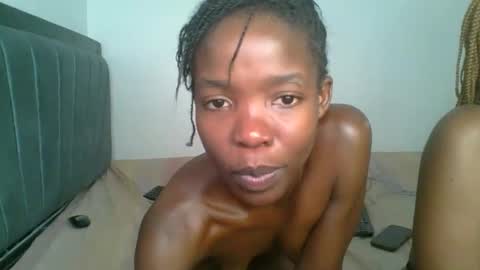 kinky_aria online show from 10.25.25