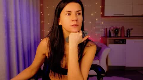 Courtney online show from 02.24.25