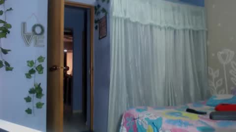 kinky_eli_ online show from 02.25.26