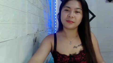 Snapshot of kinky_gurl69 chatting on 12.13.24 mary online show from 12.13.24