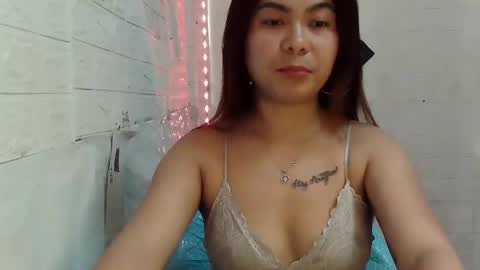 Snapshot of kinky_gurl69 chatting on 01.15.25 mary online show from 01.15.25