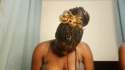 Lola online show from 11.07.25