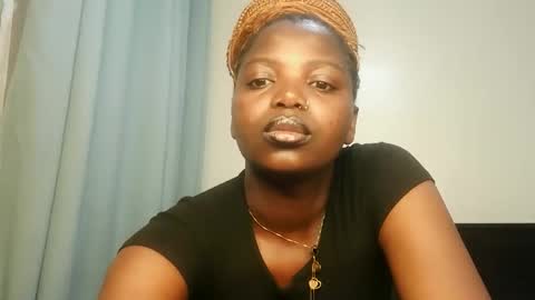 Lola online show from 01.05.26