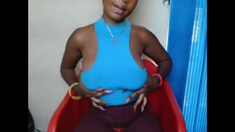 Snapshot of kinkyjuicexx chatting on 09.12.25 kinkyjuicexx online show from 09.12.25