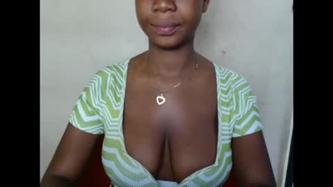 Snapshot of kinkyjuicexx chatting on 09.26.25 kinkyjuicexx online show from 09.26.25