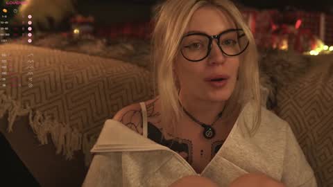 kinkylina_ online show from 01.05.25