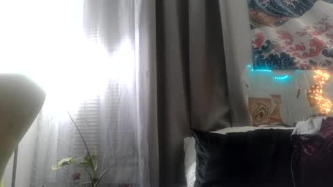 Snapshot of kinkypinkyplay2 chatting on 01.30.25 Kinky Pinky online show from 01.30.25