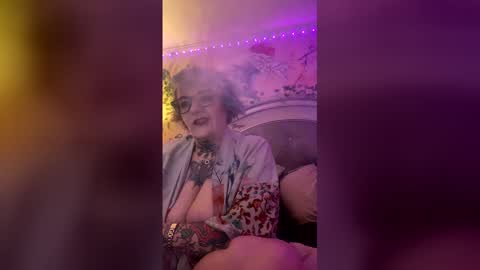 Snapshot of kinkypinkyplay2 chatting on 02.13.26 Kinky Pinky online show from 02.13.26