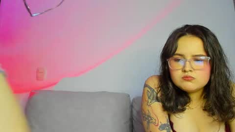 natasha and amber online show from 05.18.26
