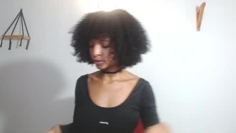 Snapshot of kintsugim chatting on 01.19.25 kintsugi online show from 01.19.25