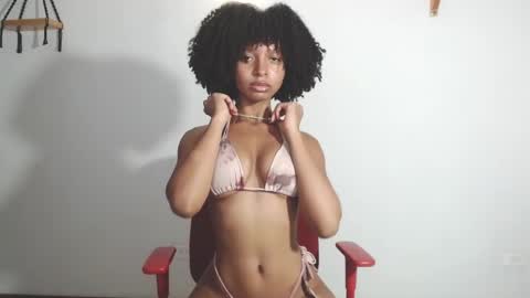 Snapshot of kintsugim chatting on 02.22.25 kintsugi online show from 02.22.25