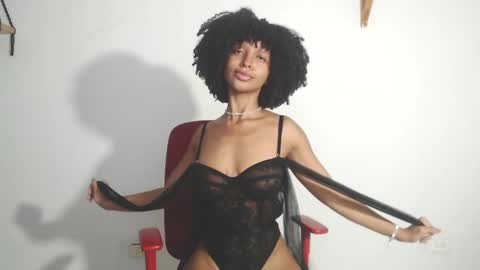 Snapshot of kintsugim chatting on 02.28.25 kintsugi online show from 02.28.25