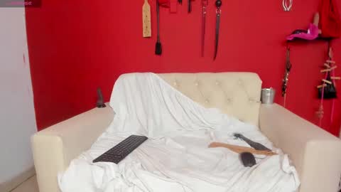 Snapshot of kiomi_san chatting on 02.11.25 kiomi_san online show from 02.11.25