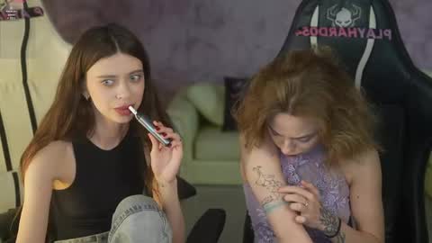 Sweet girls online show from 04.12.26