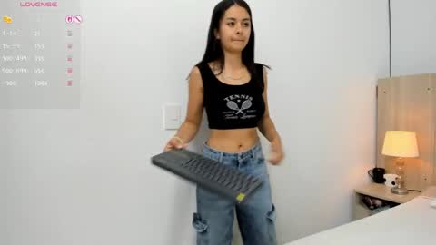 Kira online show from 04.23.26