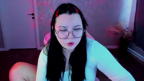 kira online show from 04.04.26