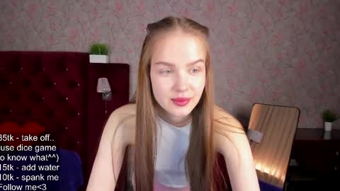 Snapshot of kira_here_ chatting on 06.06.26 Kira online show from 06.06.26