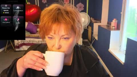 Kira Kennet online show from 05.26.26
