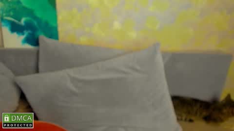 Kira  online show from 11.05.25