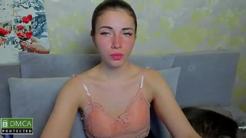 Snapshot of kira_moon_1 chatting on 04.28.26 Kira online show from 04.28.26