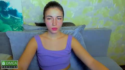 kiraa sunny online show from 11.27.25