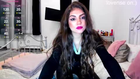 Kira 3 online show from 12.02.25