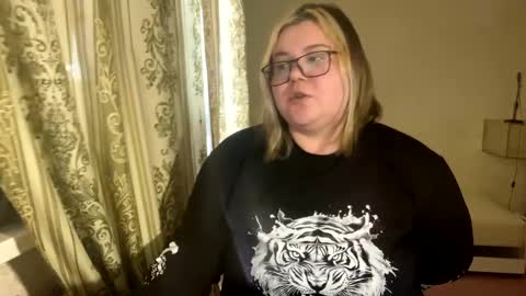 Just Kira online show from 03.05.25