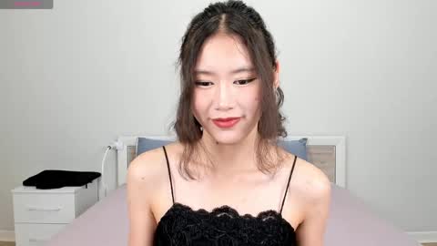 kiraeko online show from 04.17.26