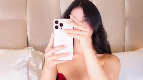 kira online show from 10.19.25