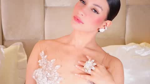 kira online show from 11.28.25