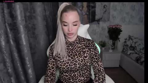 kirakrox online show from 09.08.25