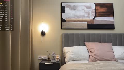 Snapshot of kiramystery chatting on 12.14.24 Kira online show from 12.14.24