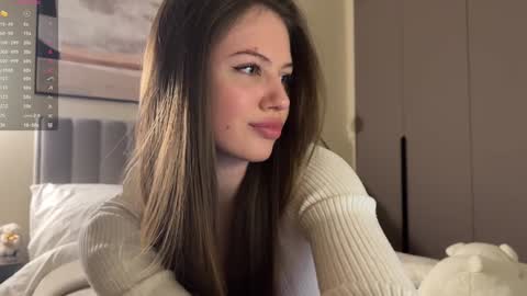 Snapshot of kiramystery chatting on 12.19.24 Kira online show from 12.19.24